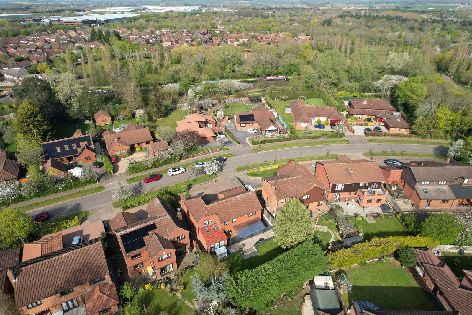 Colesbourne Drive, Downhead Park, Milton Keynes